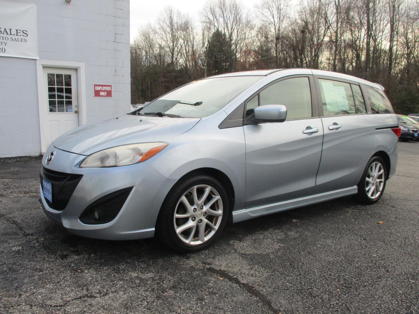 2011 Mazda MAZDA5 (JM1CW2DL7C0) , AUTOMATIC transmission, located at 540a Delsea Drive, Sewell, NJ, 08080, (856) 589-6888, 39.752560, -75.111206 - Photo#1